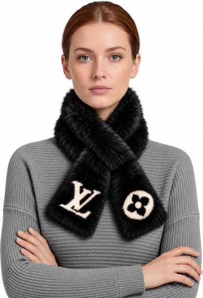 LV Women's Faux Fur Scarf
