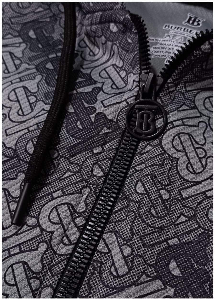 Burberry jackar tracksuit set