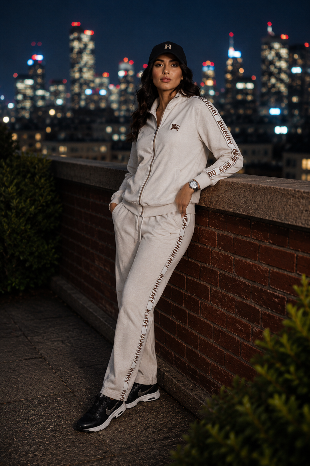 Burberry- coton track suit